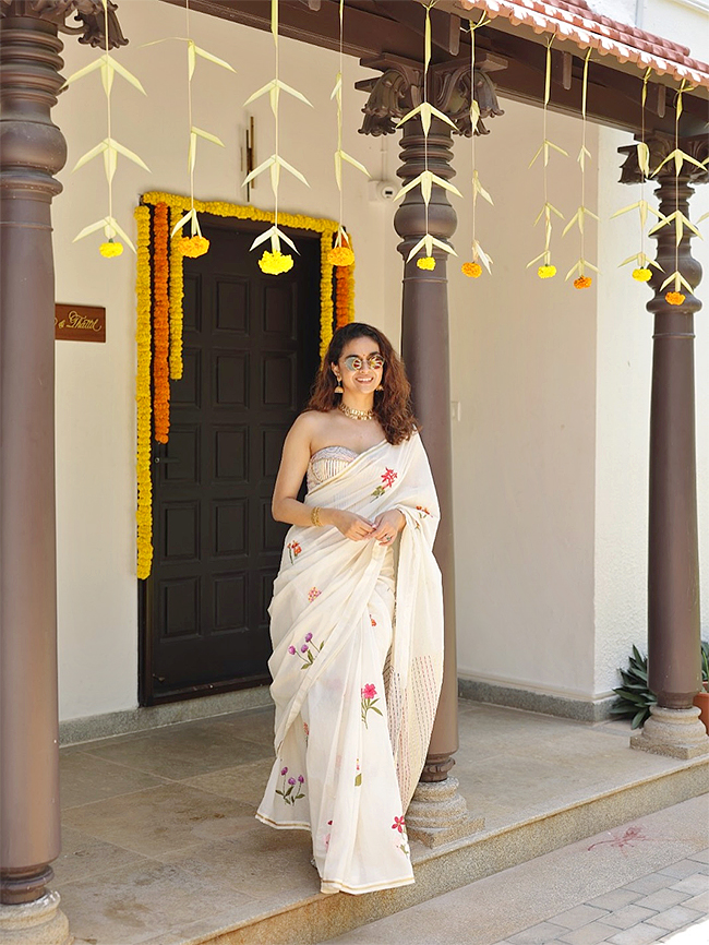 Actress Keerthy Suresh Onam Celebrations Photos5