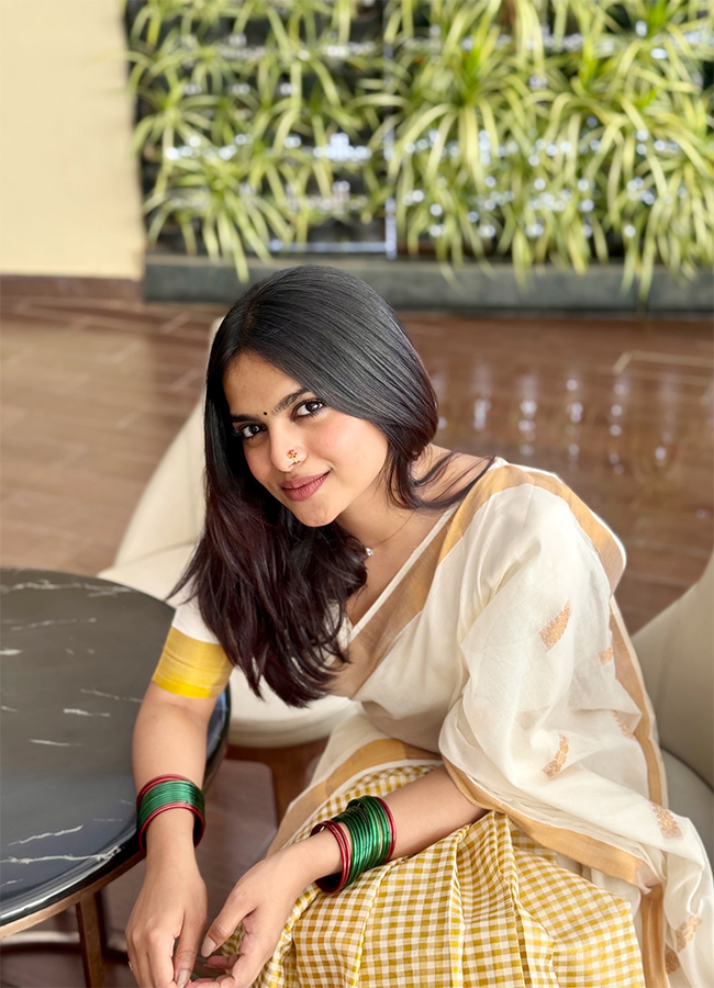 Actress Onam Celebrations Photo Goes Viral14