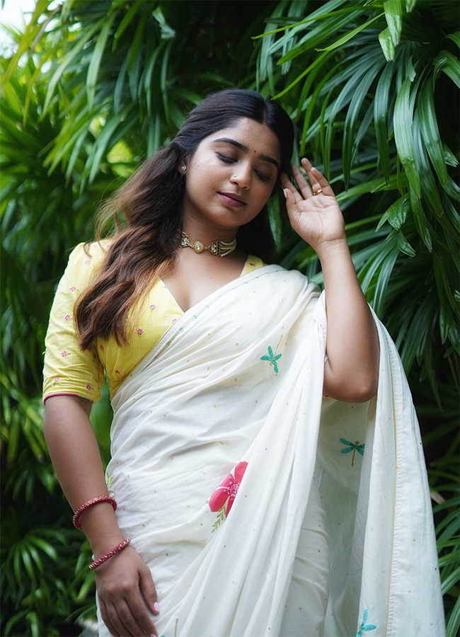 Actress Onam Celebrations Photo Goes Viral15