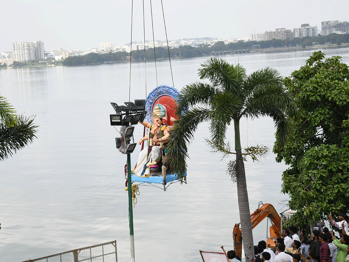 Ganesh Nimajjanam 2025 At Tank Bund Hyderabad16