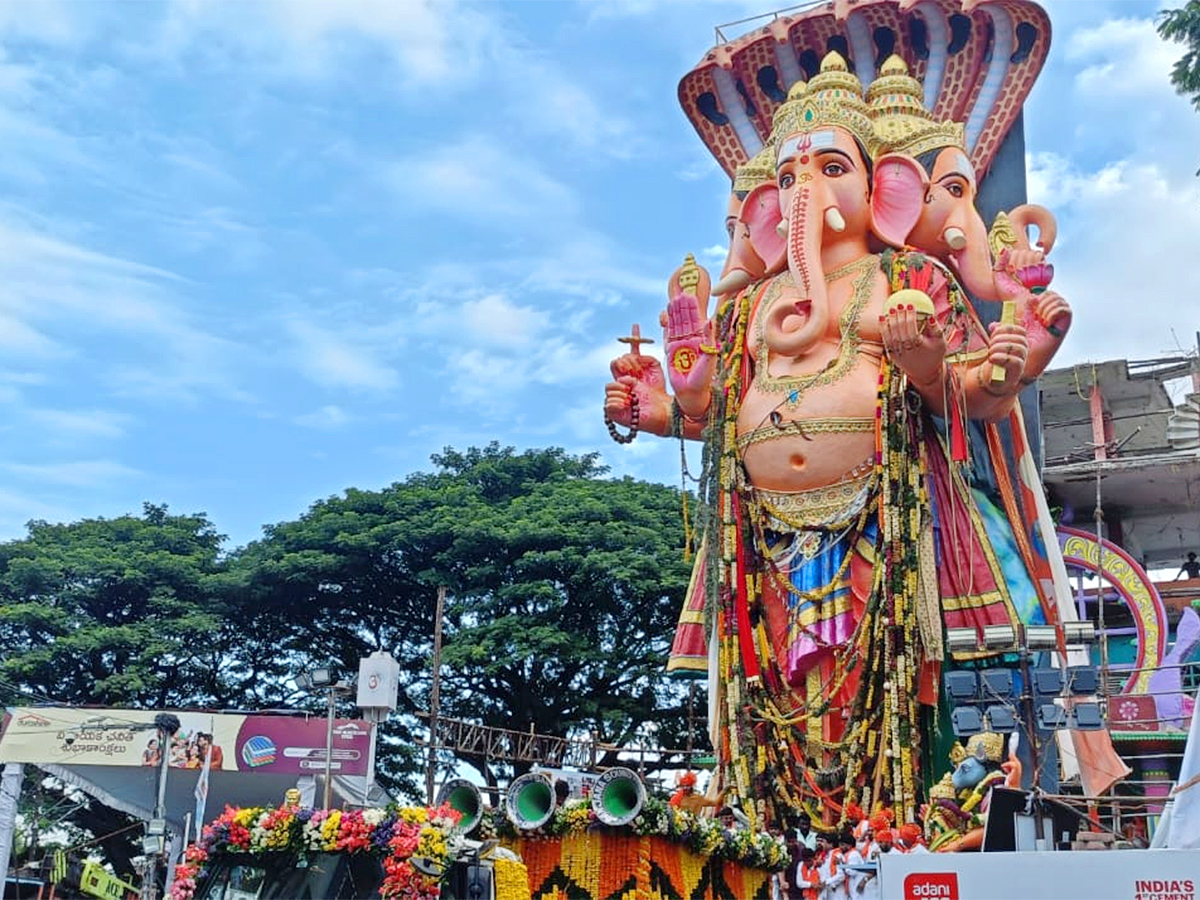 Khairatabad Ganesh 2025 Shobha Yatra Photos17