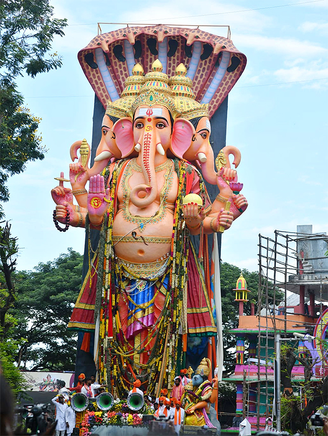 Khairatabad Ganesh 2025 Shobha Yatra Photos4
