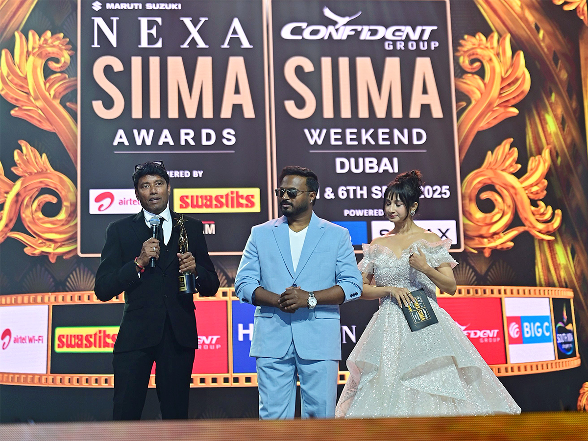 Tollywood SIIMA Awards 2025 in Dubai Photos10