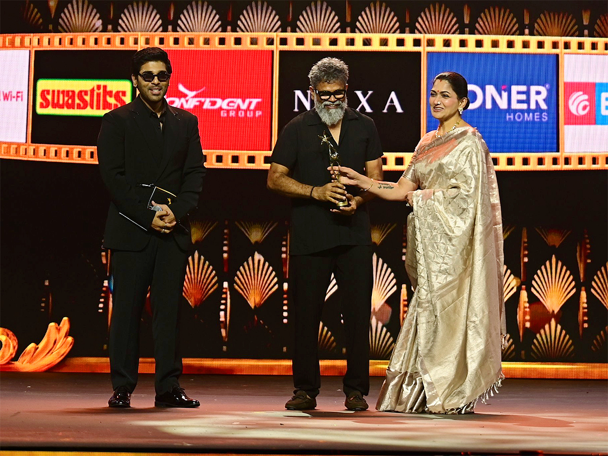 Tollywood SIIMA Awards 2025 in Dubai Photos3