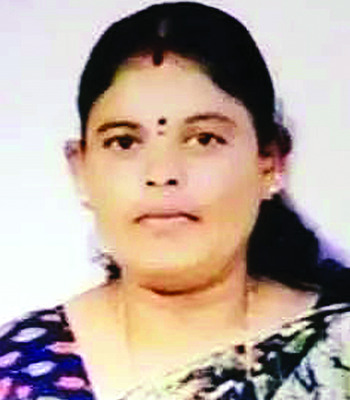బాలికపై వీధికుక్కల దాడి 2
