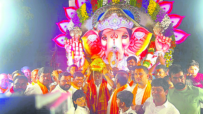 మాంసం ముట్టరు! వికారాబాద్ జిల్లా దుద్యాల మండలం వాల్యాన2