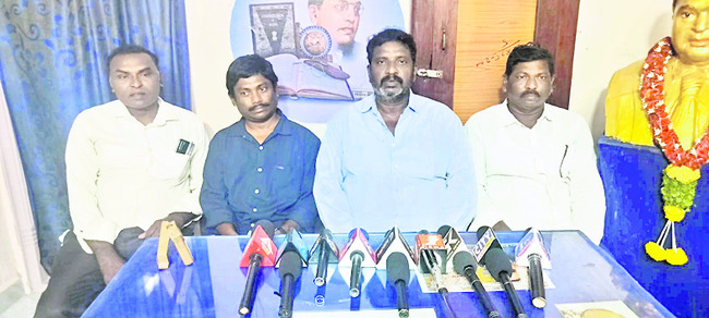 దళితులపై దాడులు దారుణం 1