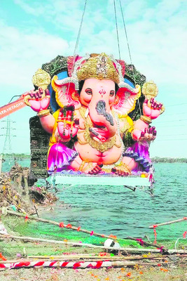 మాంసం ముట్టరు! వికారాబాద్ జిల్లా దుద్యాల మండలం వాల్యాన1