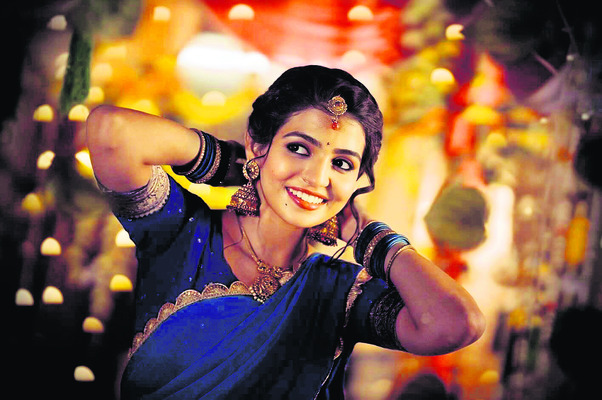 Nalgonda Nagadurga excels in folk Songs3