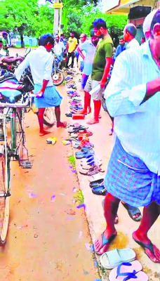 తీరని యూరియా కష్టాలు 1
