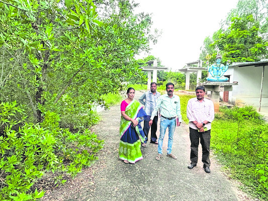 పారిశుద్ధ్యం లోపించొద్దు  
1