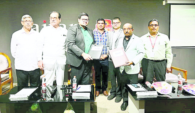 సాంకేతిక రంగంలో నైపుణ్యం పెంచుకోవాలి 2