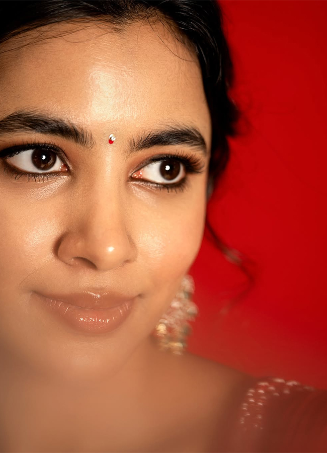 Actress Shivani Nagaram Latest Photos Viral12
