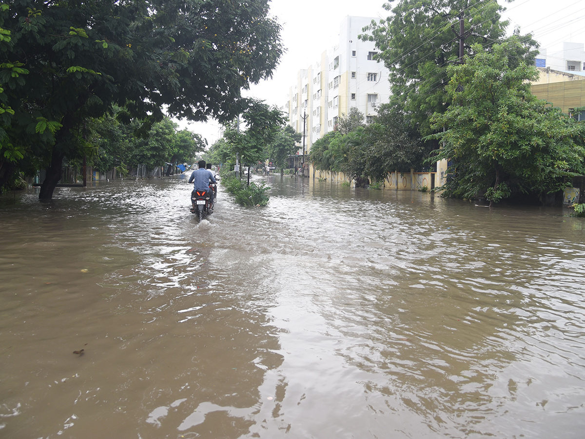 Heavy Rain In Warangal City Photos 13
