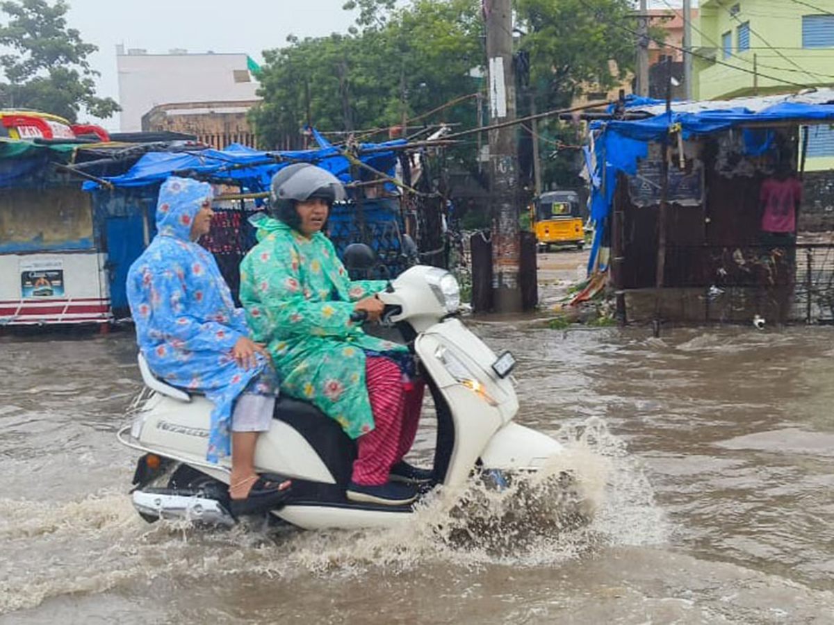 Heavy Rain In Warangal City Photos 20