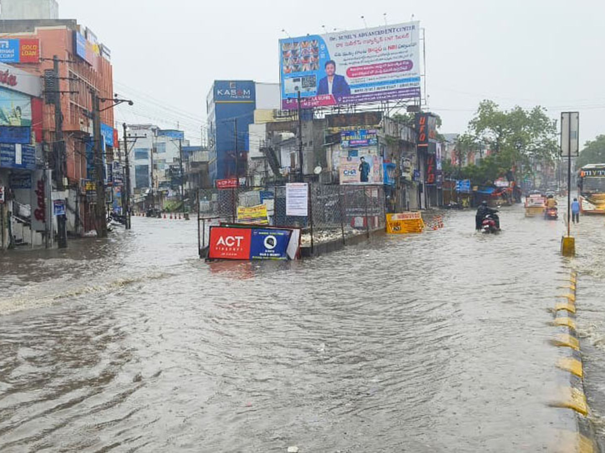 Heavy Rain In Warangal City Photos 23