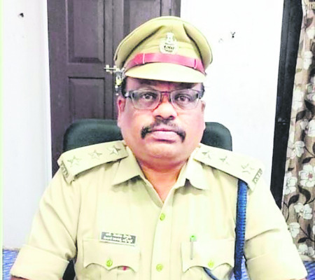 అద్దింట్లో ఆర్టీఏ ఆఫీస్1