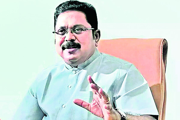 న్యూస్రీల్1
