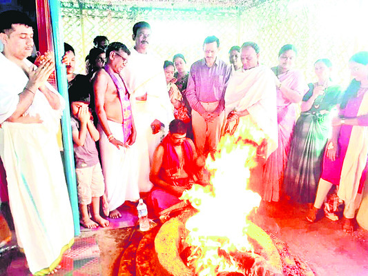 ఆనకట్ట తెగినా.. పెరిగిన వరిసాగు1