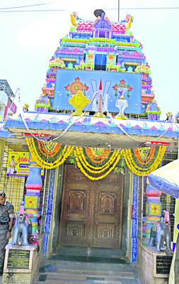 ఆలయాల మూసివేత1