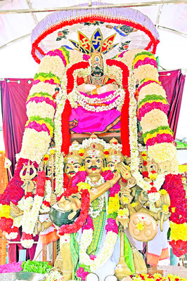 వరసిద్ధుని వైభవం1