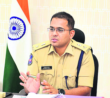 గల్ఫ్‌ ఆశలు.. ఏజెంట్ల మోసాలు2
