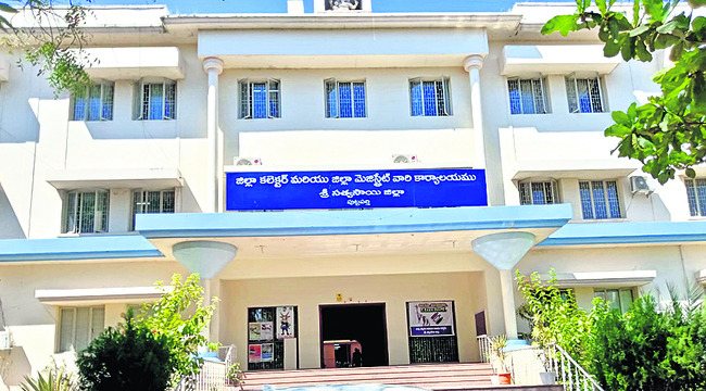 నేడు ‘పరిష్కార వేదిక’2