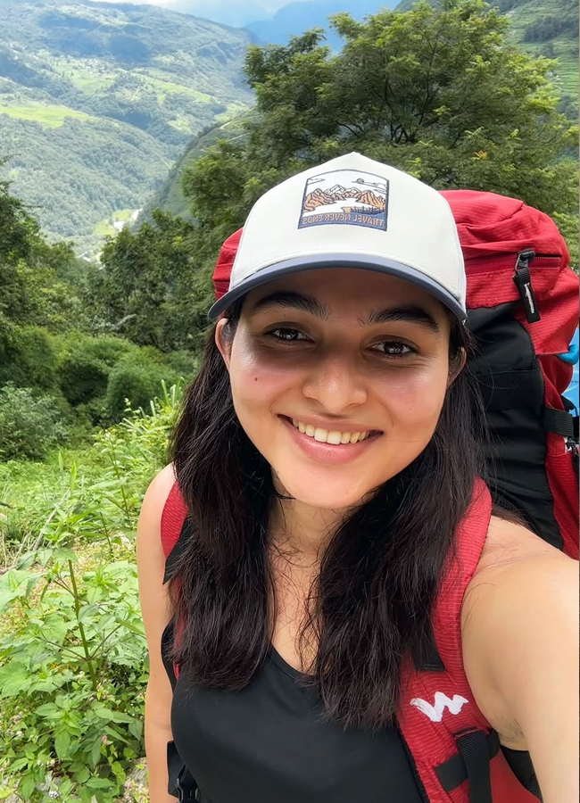 'Dragon' Movie Beauty Kayadu Lohar Nepal Trip (Photos)2