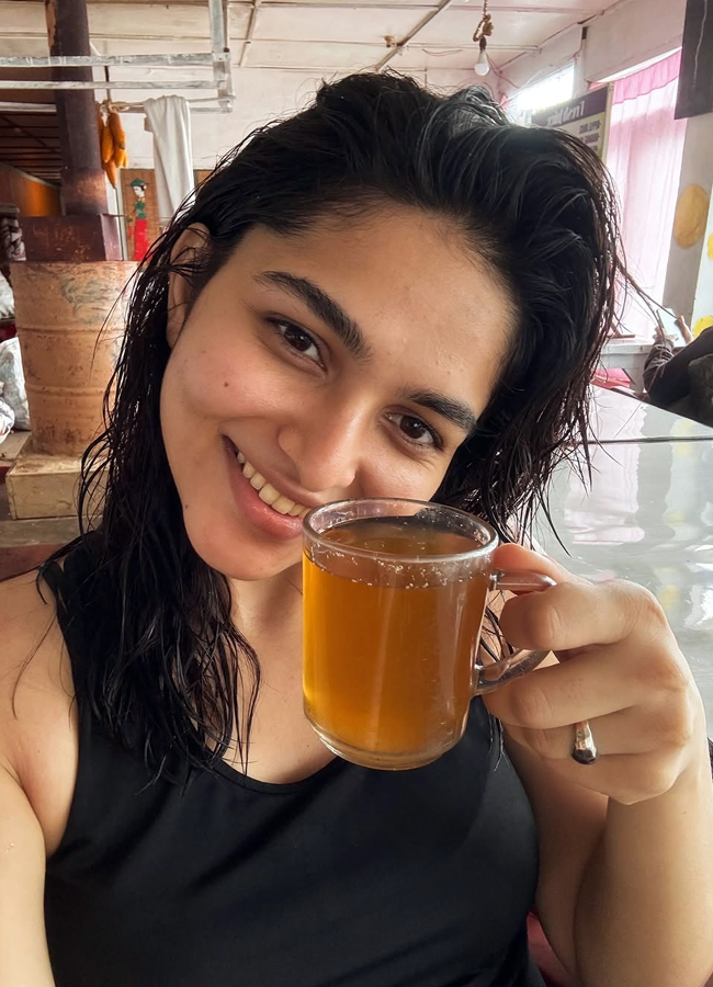 'Dragon' Movie Beauty Kayadu Lohar Nepal Trip (Photos)12