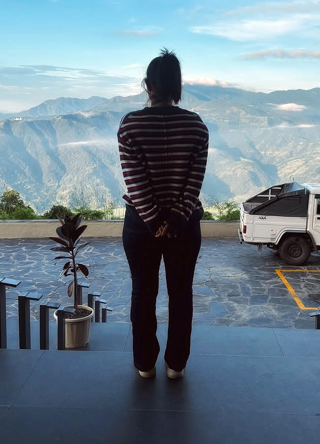 'Dragon' Movie Beauty Kayadu Lohar Nepal Trip (Photos)7