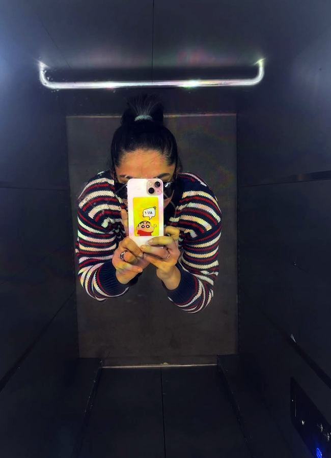 'Dragon' Movie Beauty Kayadu Lohar Nepal Trip (Photos)10