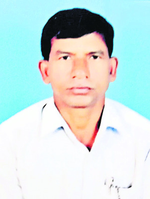 రేషన్ డీలర్ల ఎదురుచూపులు1