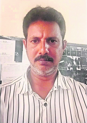 కుంటలో పడి చిరు వ్యాపారి మృతి
2