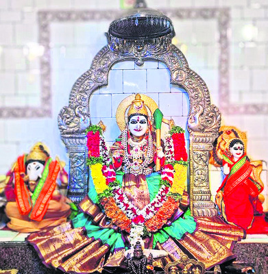 ఆలయాల్లో శుద్ధి.. సంప్రోక్షణ3