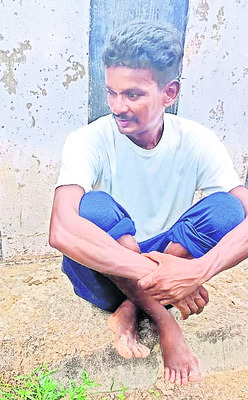 గోదావరి మీదుగా నాటు పడవలో ప్రయాణం..1