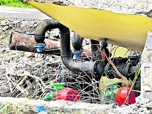 ఏడాదైనా ఎత్తిపోతలపై వీడని నిర్లక్ష్యం 1