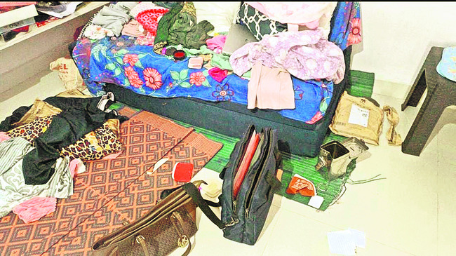గుణుపూర్లో చోరీ1