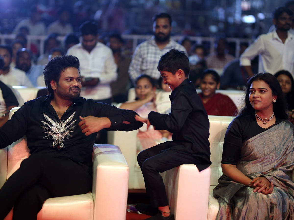 Mirai movie pre release function in vishakapatnam10