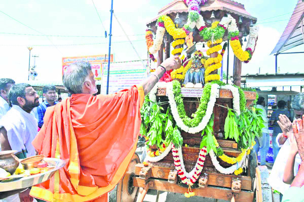 సిద్ధిధాత్రి.. కరుణించమ్మా4