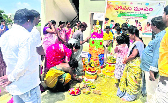 ఆడపడుచుల జీవితాల్లో వెలుగులు నిండాలి 1