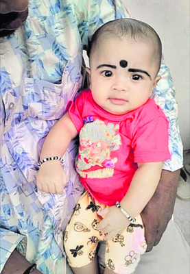 బాలుడి మృతిపై కుటుంబీకుల ఆందోళన1