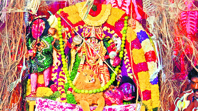 జయజయహే... మహిషాసుర మర్దిని.. 2