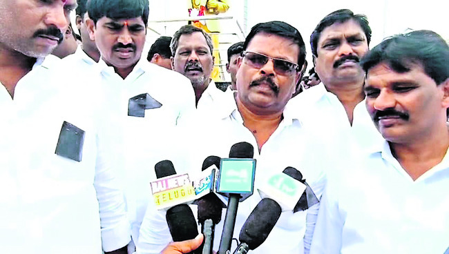 మెడికల్‌ ప్రైవేటీకరణపై దళిత గర్జన 1