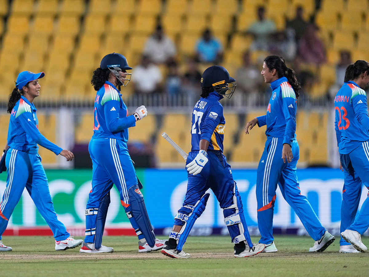 ICC Womens Cricket World Cup 2025 match between India and Sri Lanka15