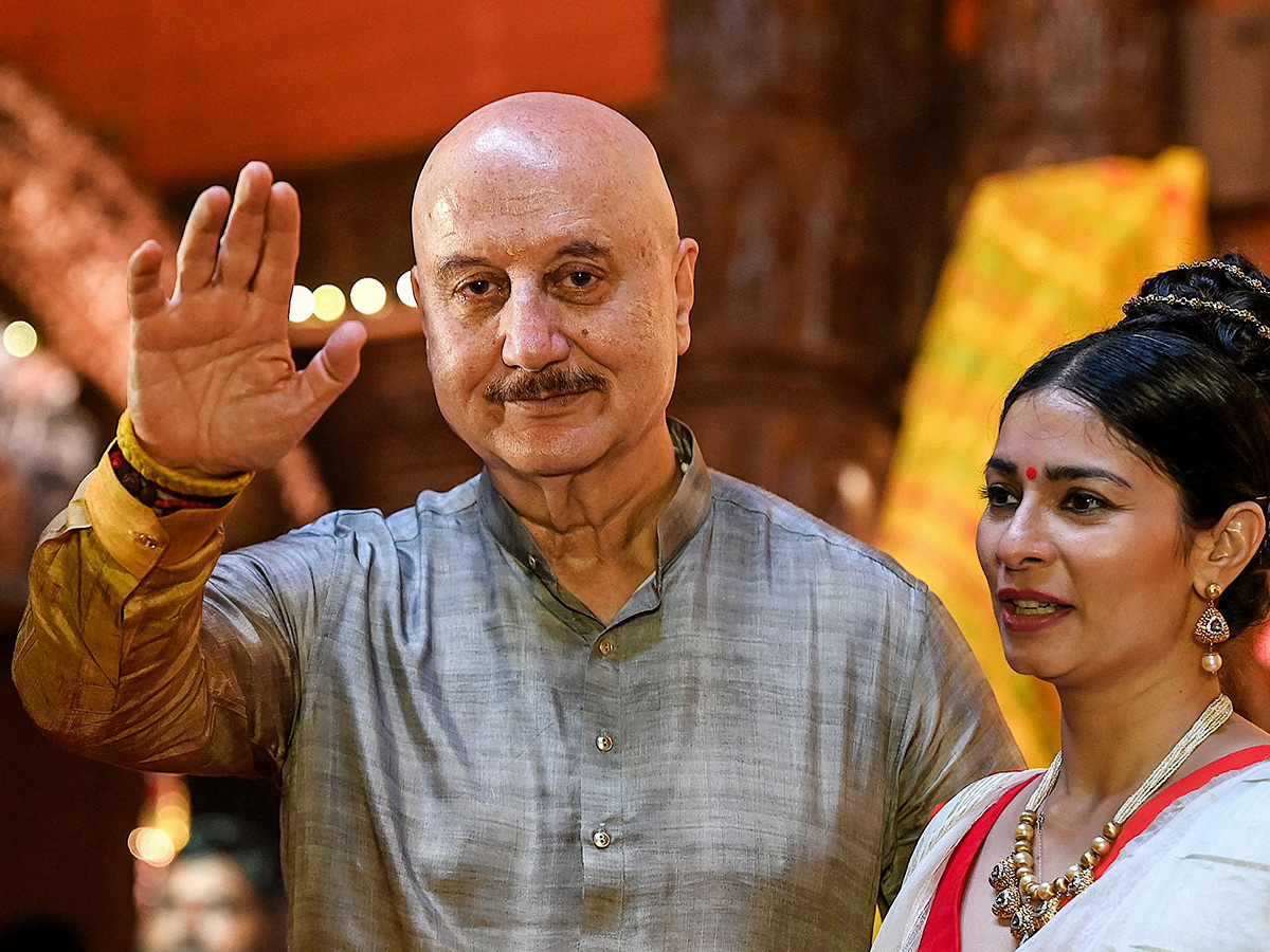 Priyanka Chopra Celebrations Hindu festival of Durga Puja in Mumbai16