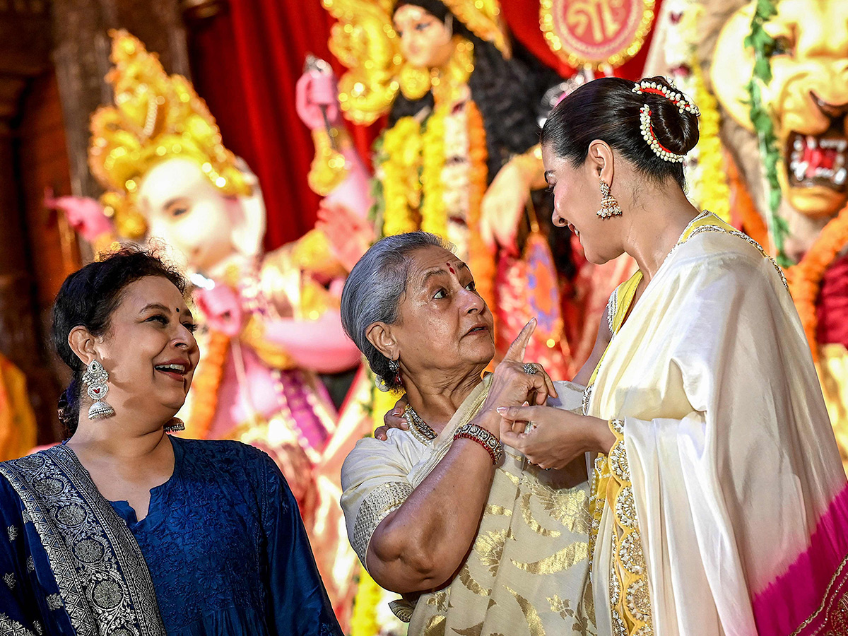 Priyanka Chopra Celebrations Hindu festival of Durga Puja in Mumbai19