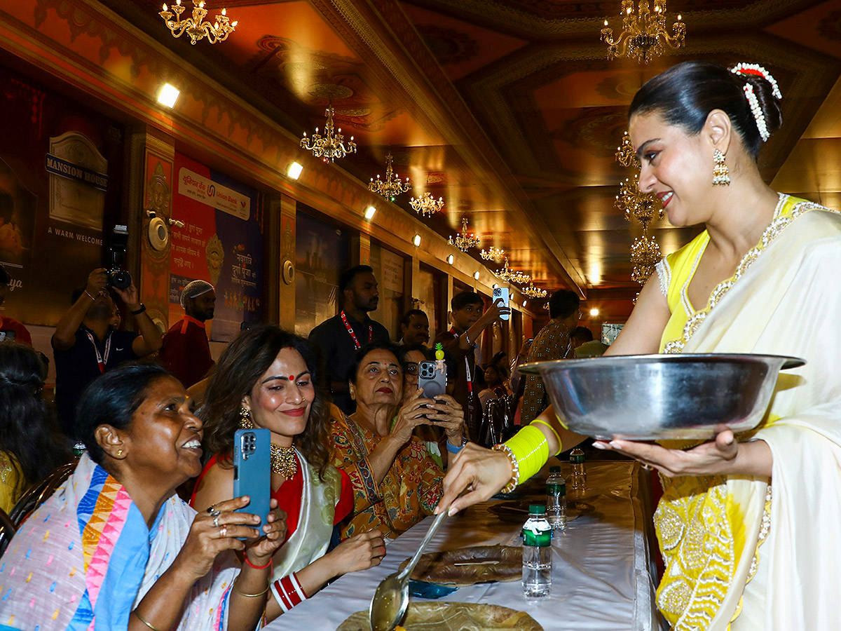 Priyanka Chopra Celebrations Hindu festival of Durga Puja in Mumbai30
