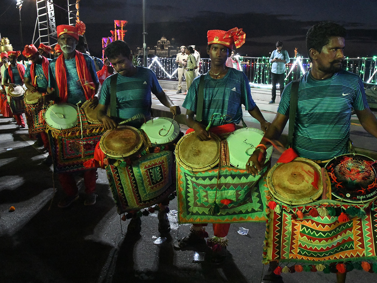 Saddula Bathukamma Closing Ceremonies on Tankbund18