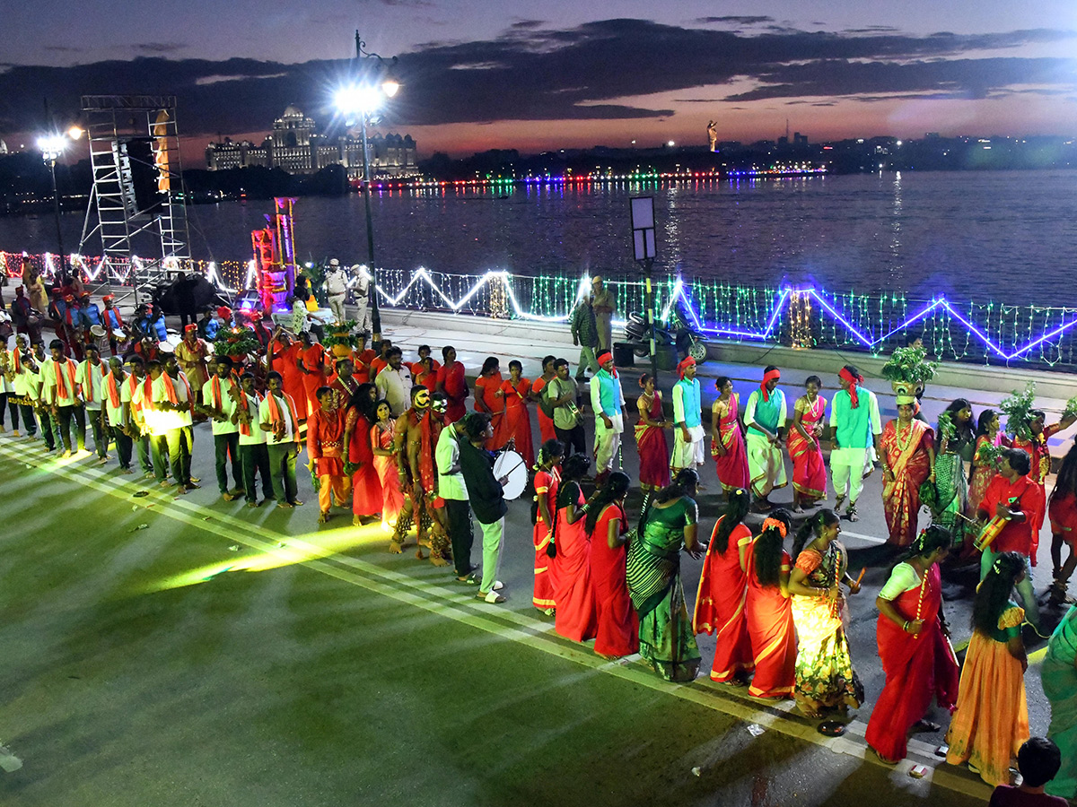 Saddula Bathukamma Closing Ceremonies on Tankbund2