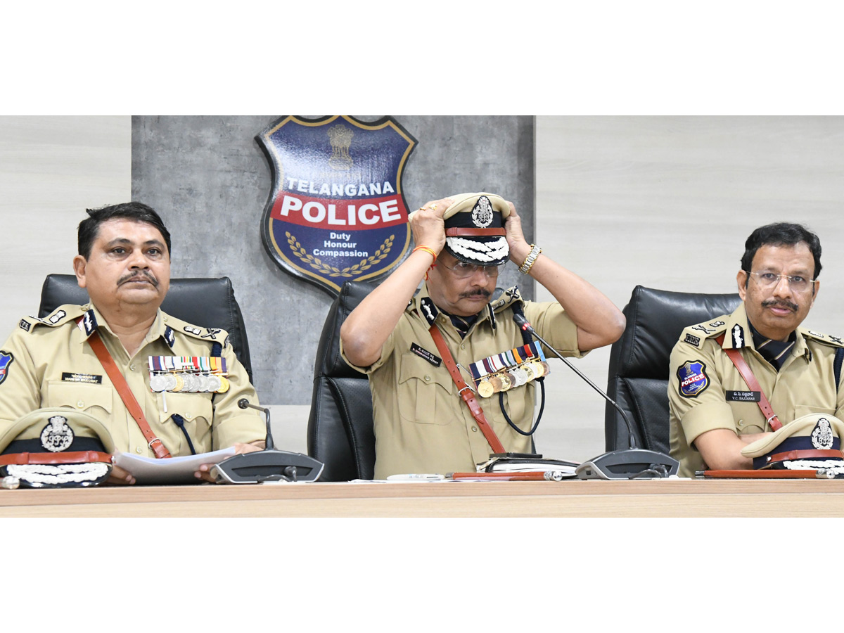 Shivadhar Reddy Takes Charge as Telangana DGP PHotos24